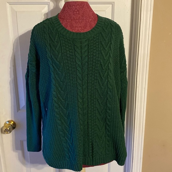 Natural Reflections M Green Sweater Beautiful Designs - Picture 6 of 9